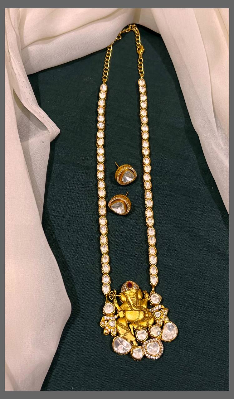 Lord Ganesh Pendant with Mossanite Haram in Kundan - KH00323