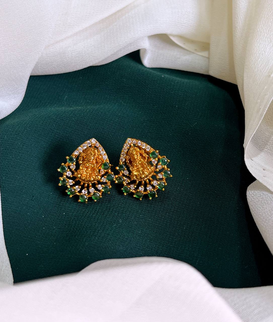 Lakshmi Stud In Nakshi - NE00566