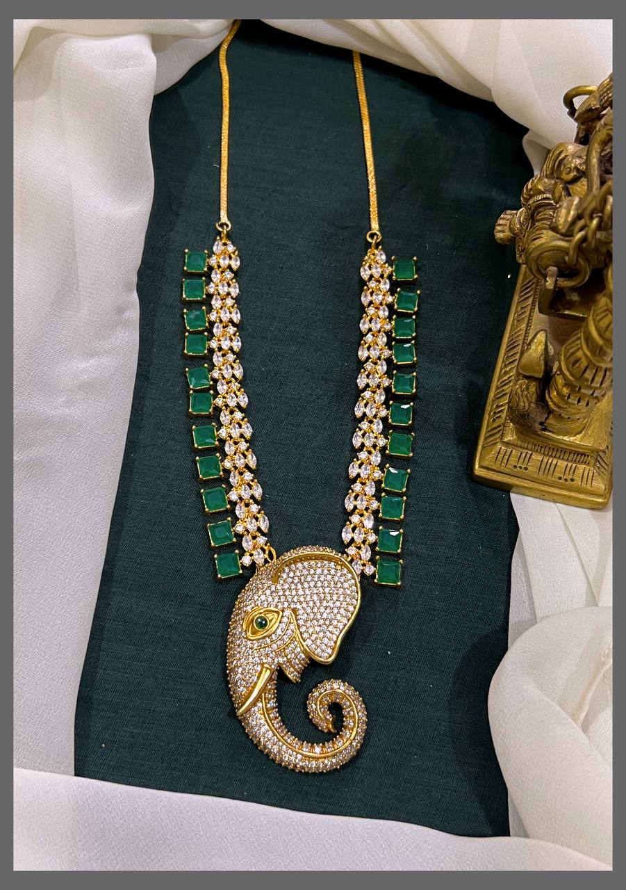 Emerald and White Stone Haram With Elephant Pendant In Daimond - DH0048