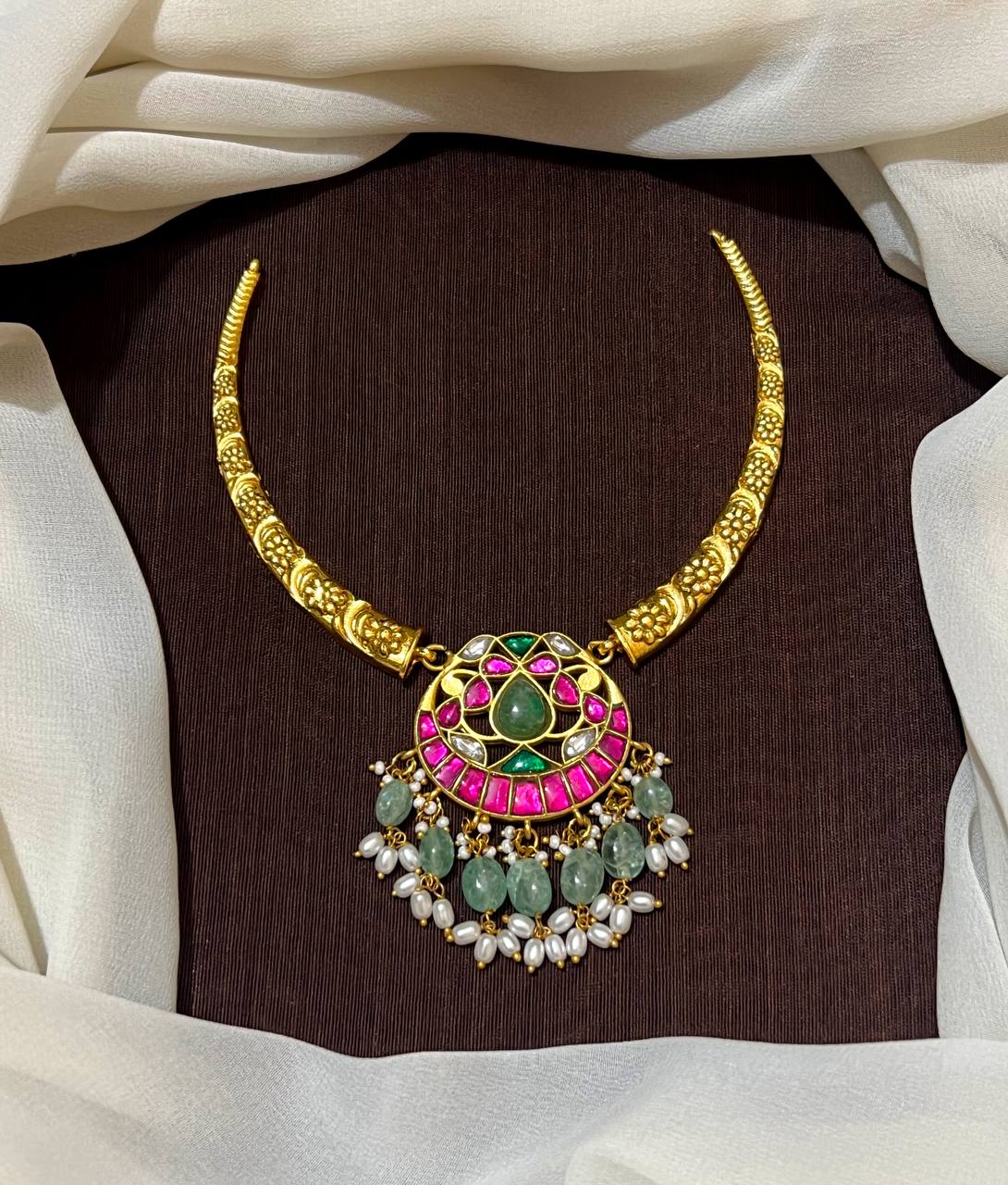 Jadau Kante Set With Jadau Pendant - KN0063