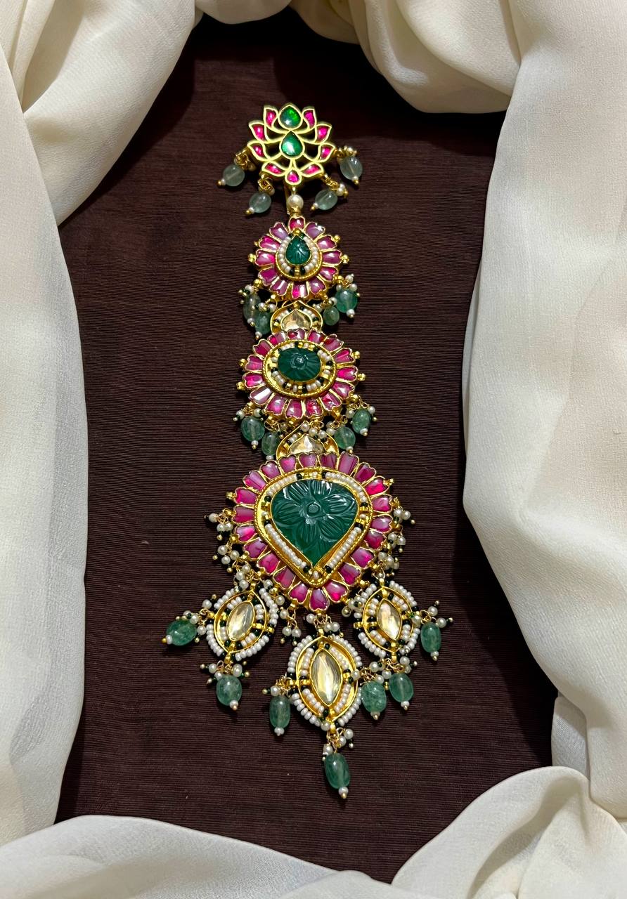 Jadau Gold Polish Jada With Emerald Stones - HA00245