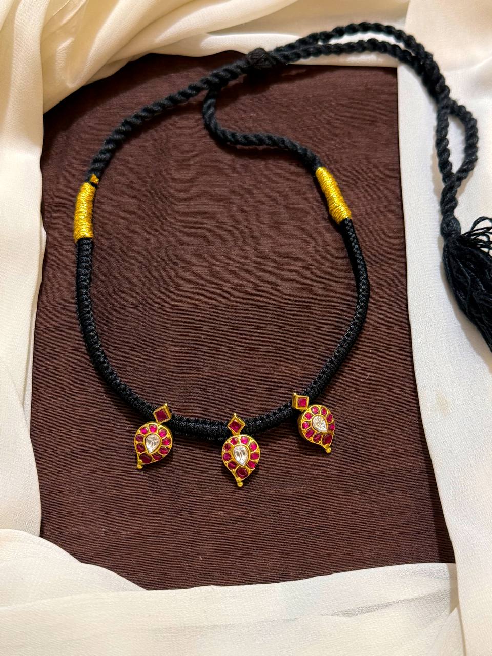 Cute 3 Jadau Mango Pendant Dori - BD007