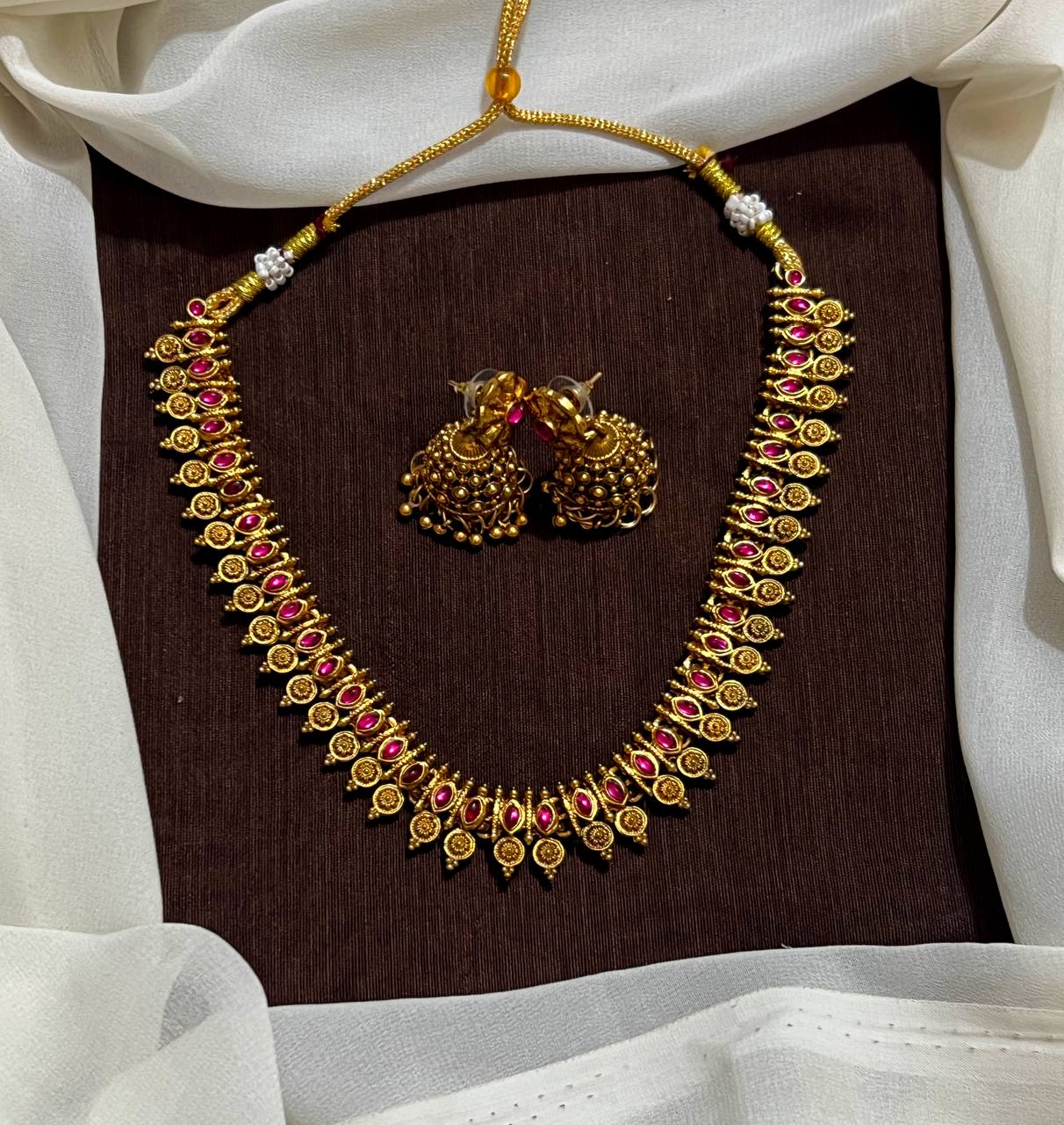 Cute Small Necklace with Pota Stone and Jhumki - NN00992