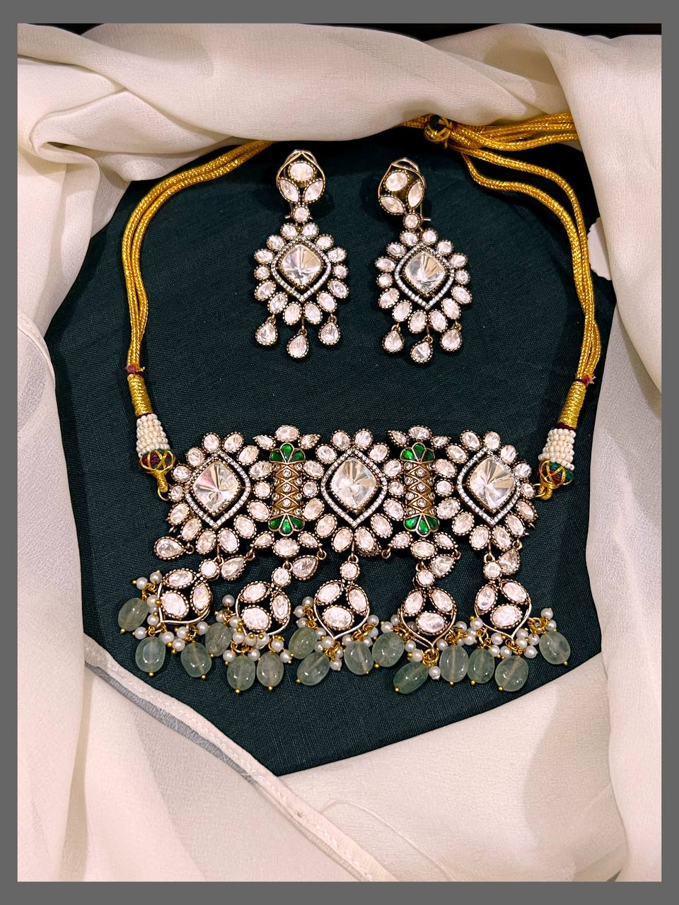 Beautiful White Chokar in Kundan - KN00509