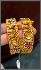Turtle Design Bangle in Kundan - BG00339