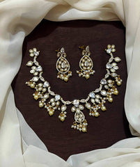 White Stone Flower Necklace With Victorian Polish - VN0061