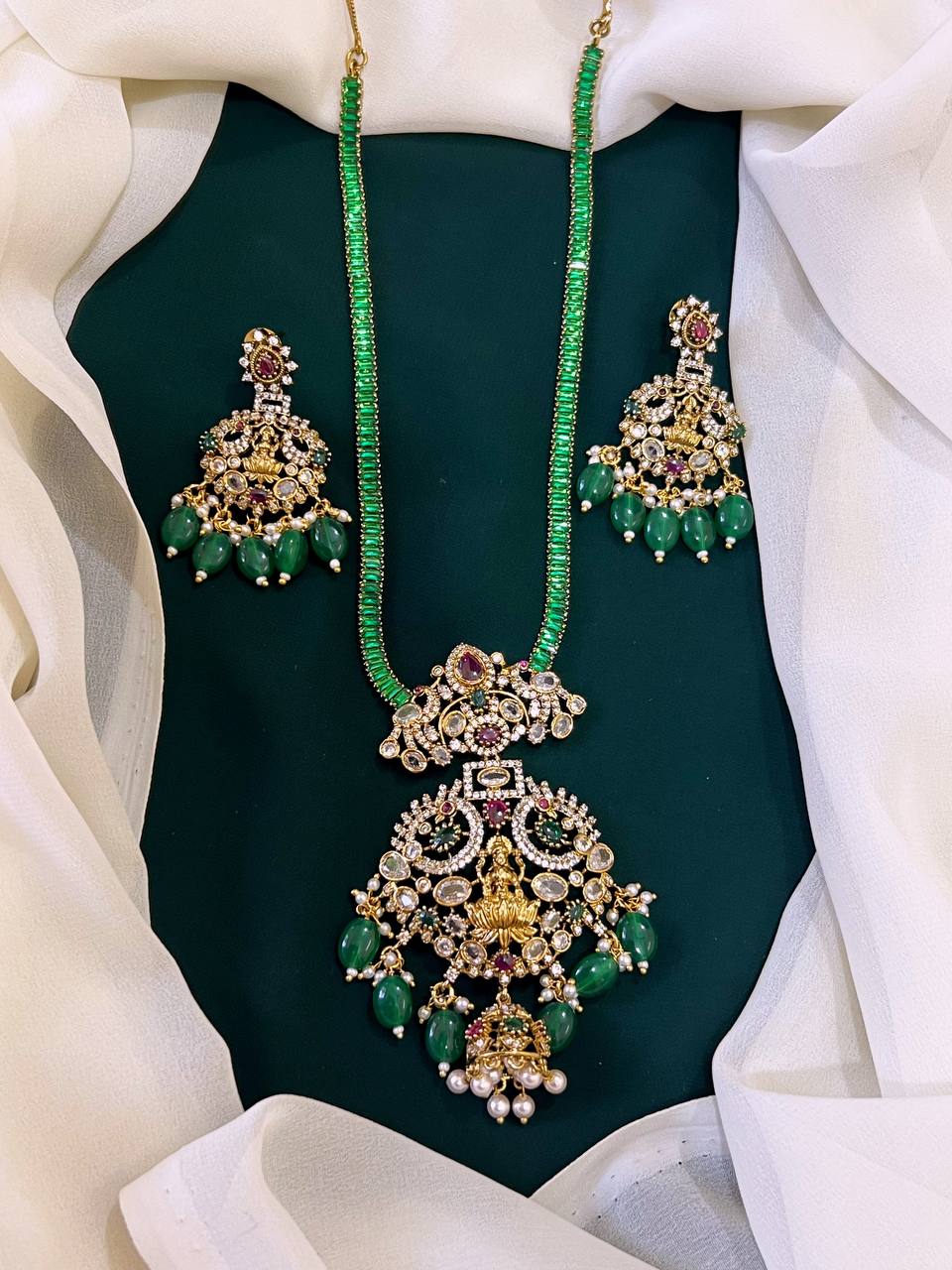 Elegant Lord Lakshmi Emerald  Victorian Necklace with Pendent - VH0010