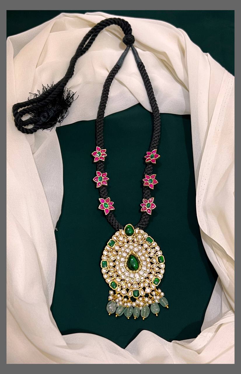 Lotus With Emerald Pendent In Black Dori - BD0062
