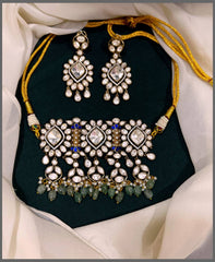 Beautiful White Chokar in Kundan - KN00509