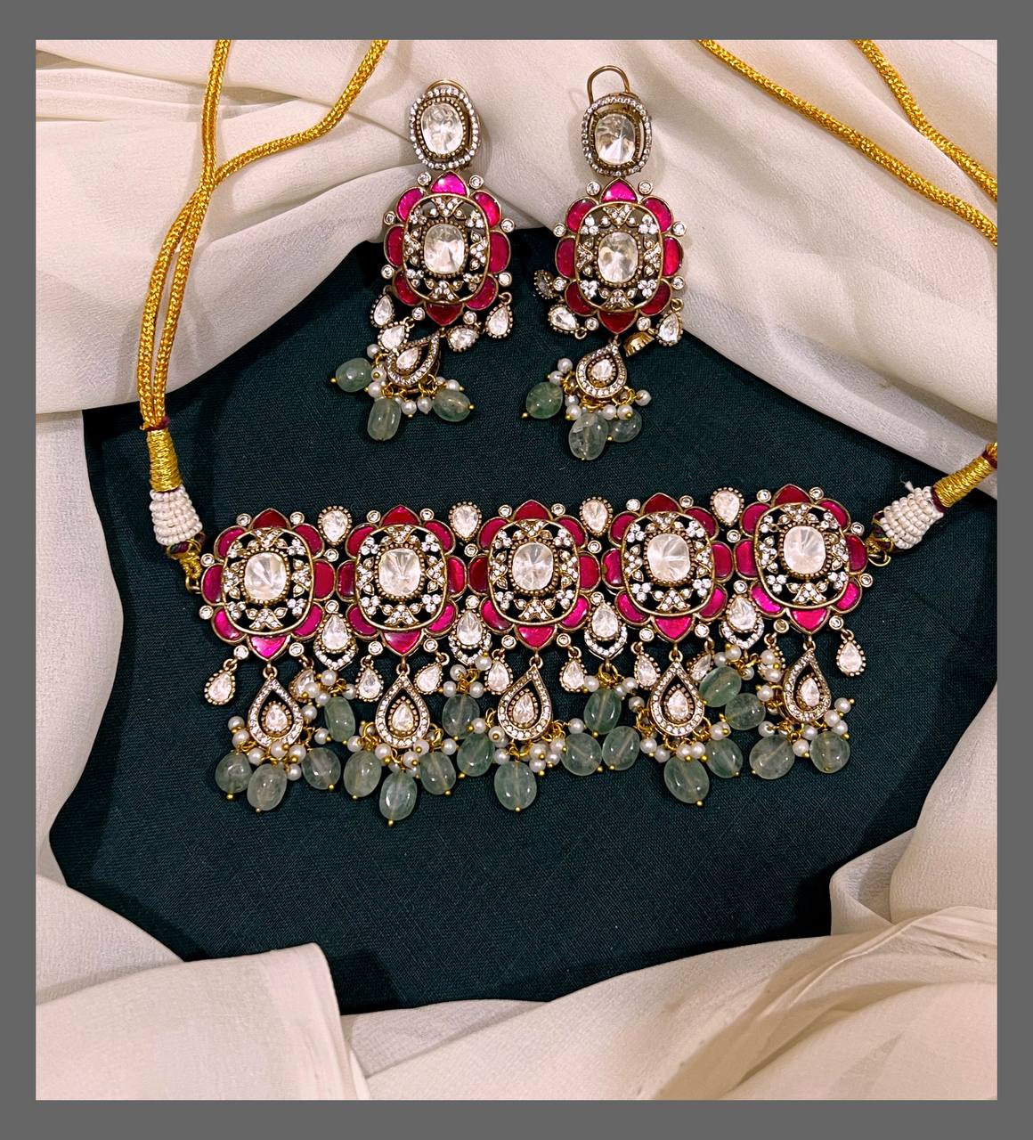 Elegant Pink with White Chokar in Kundan - KN00514