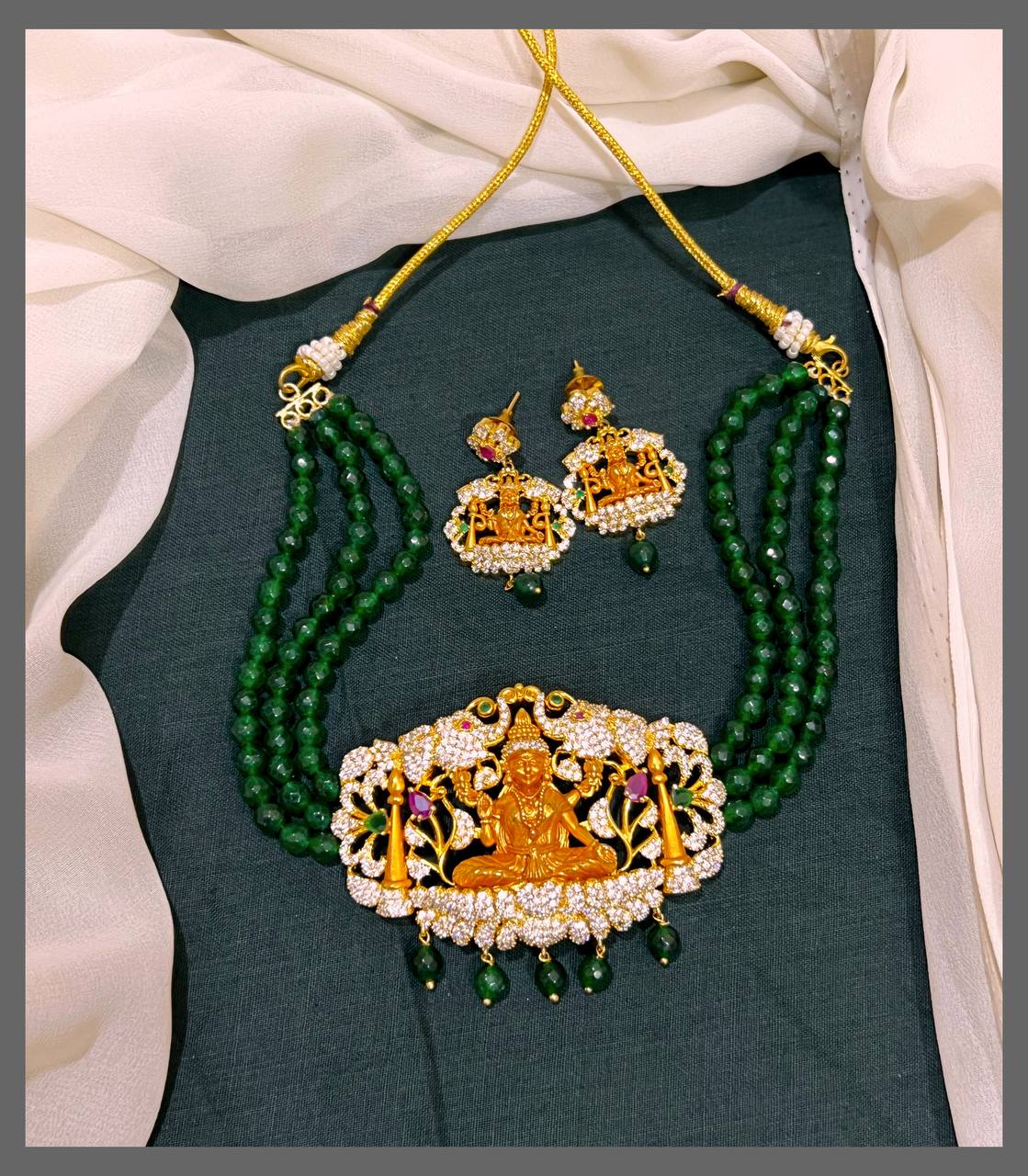 Emerald Pearl Choker With Lakshmi Pendant - PB00331