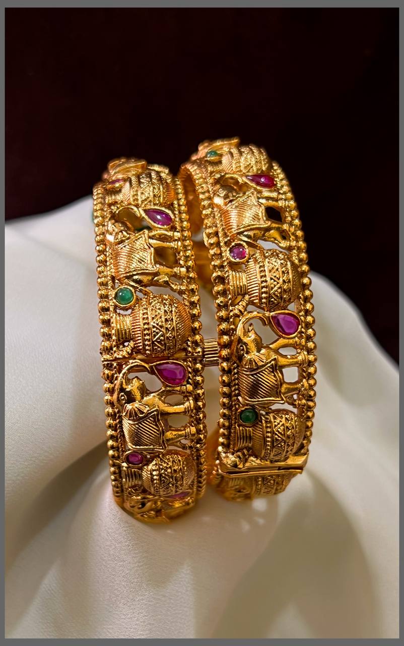 Multi Elephant Bangle in kundan-  BG00280