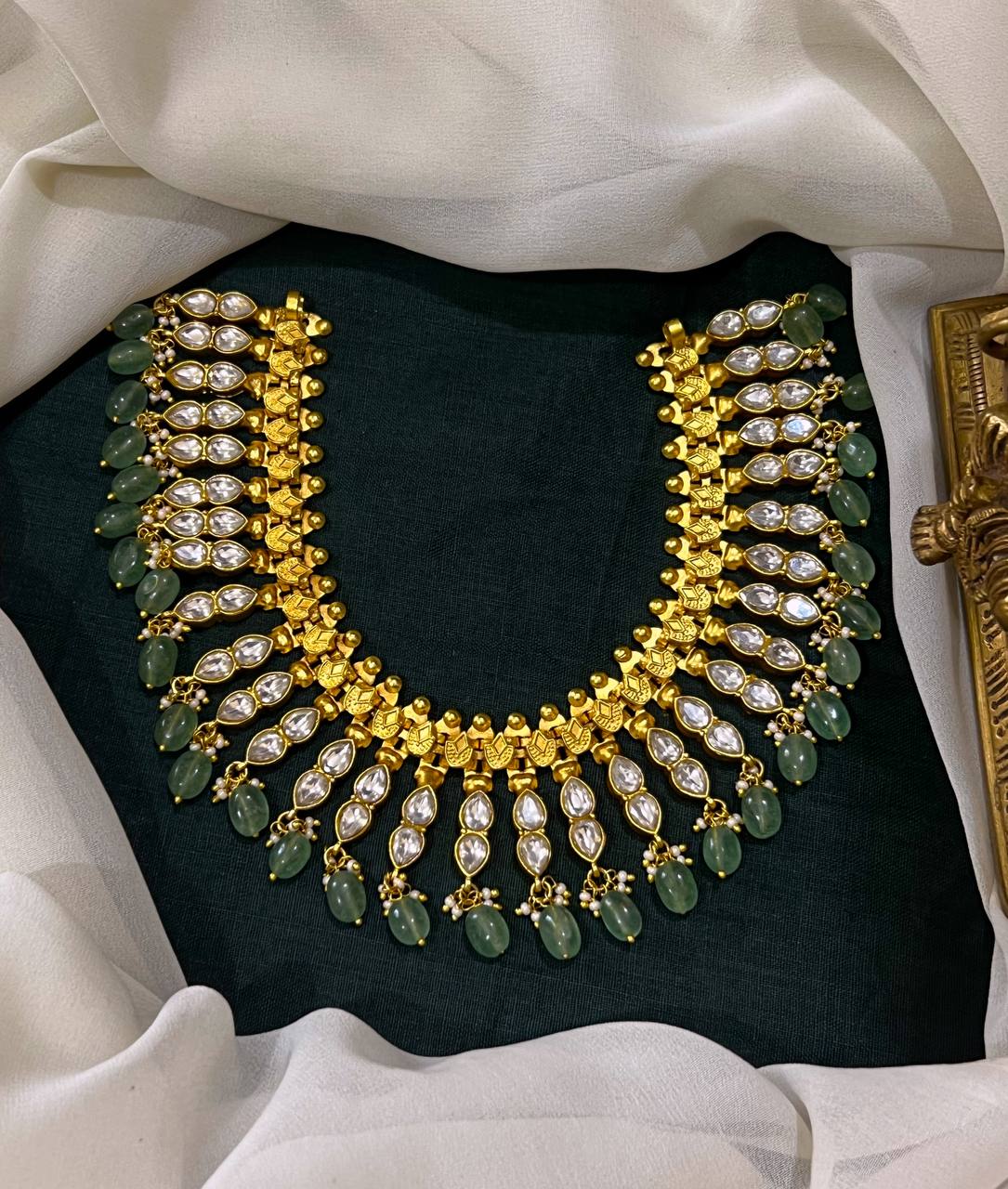 Jadau Double Leaf Necklace in Gold Polish - KN00590