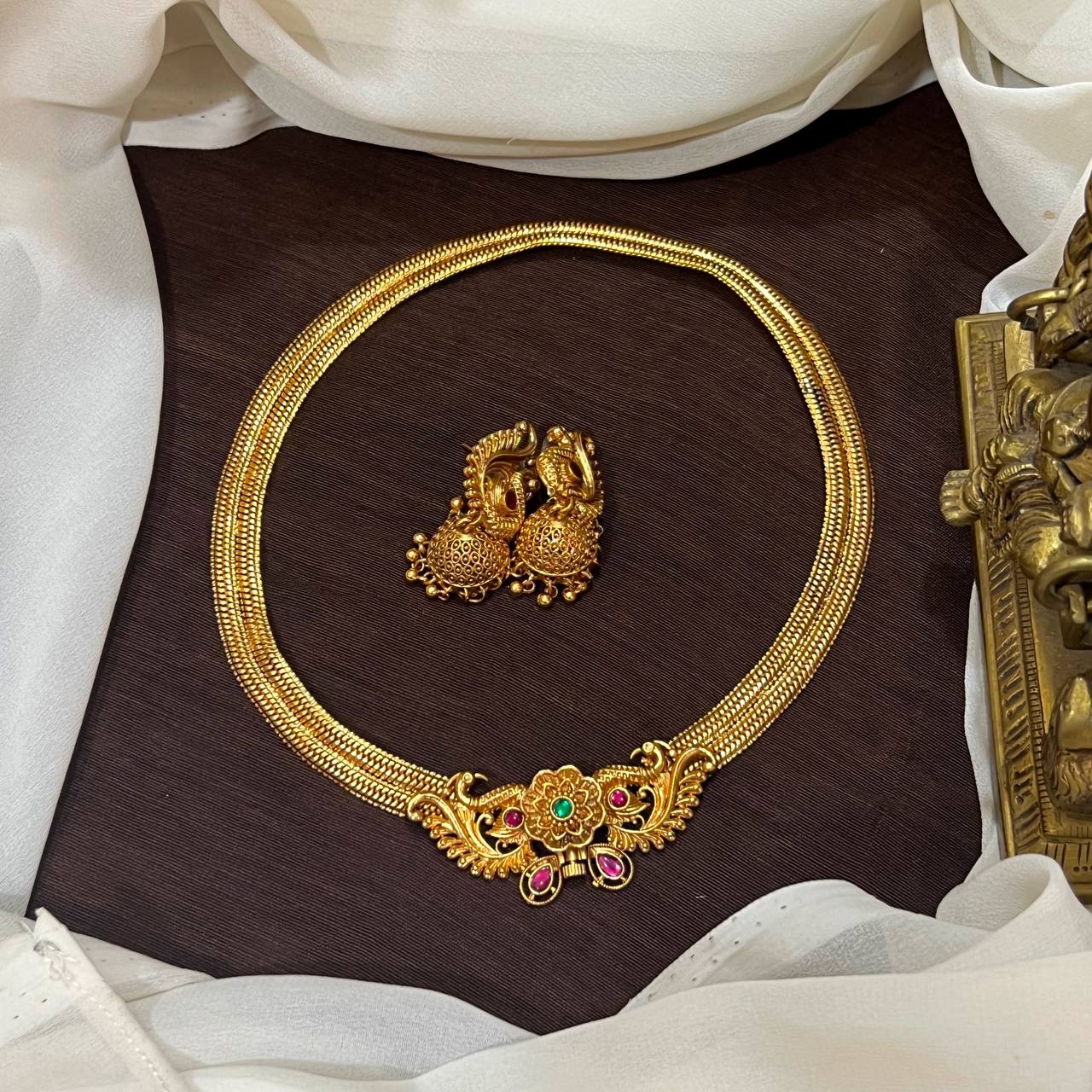 Designer Nanu Chain Front Open With Jhumkis - NN00913