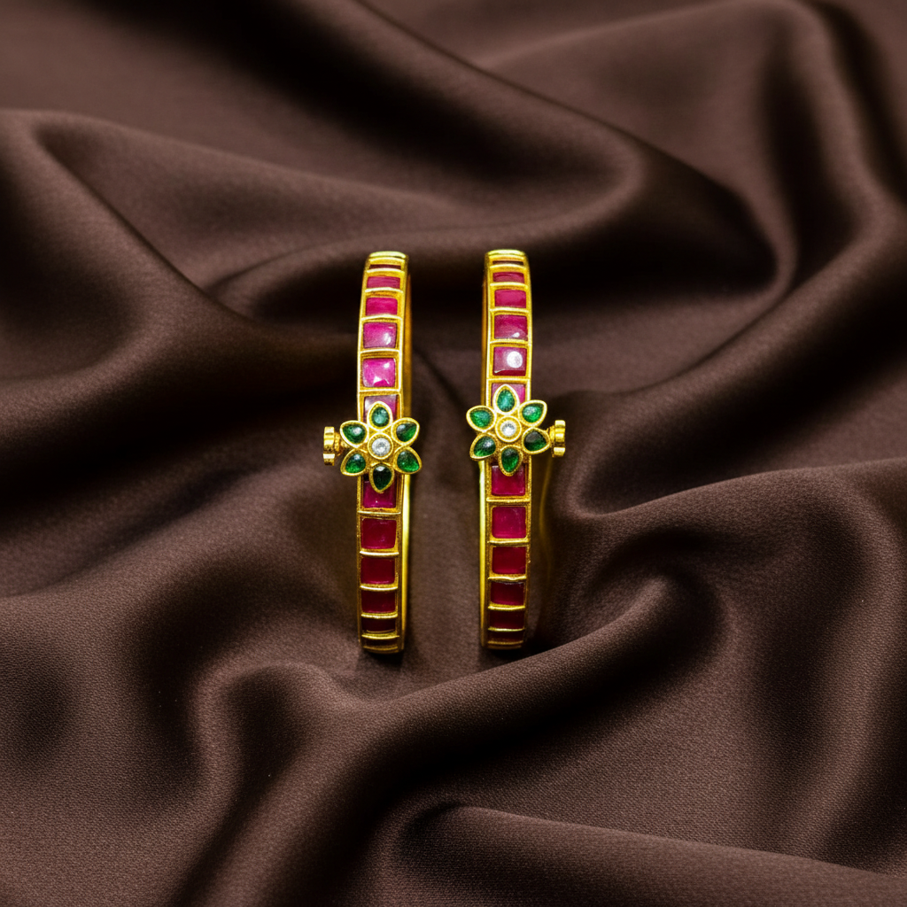 Jadau Screw Openable Single Line Bangle With Flower - BG00650