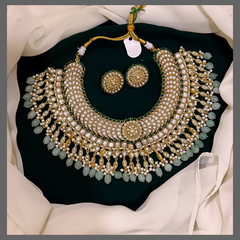 Beautiful Kundan Necklace With Pearls - KN00457