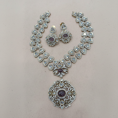 Beautiful Purple Victorian Necklace - VN0025