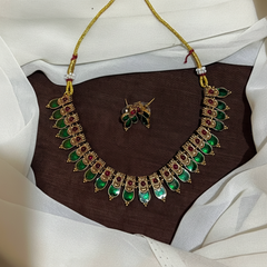 Leaf Painted Necklace - NN0074
