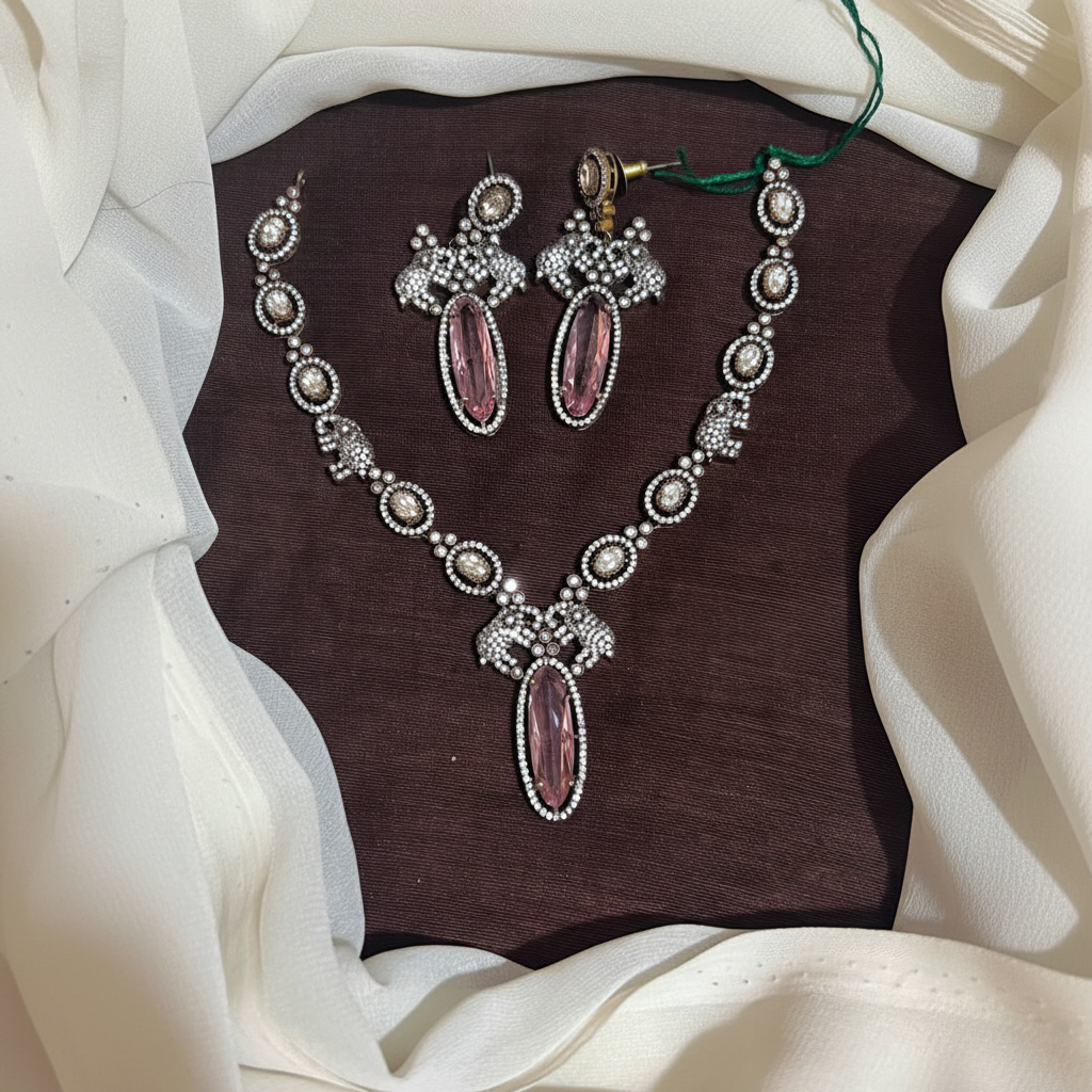 Victorian Necklace With Pink Stone - VN00208