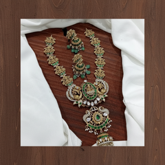 Emerald Victorian Long haram with Mozonites - DH0037