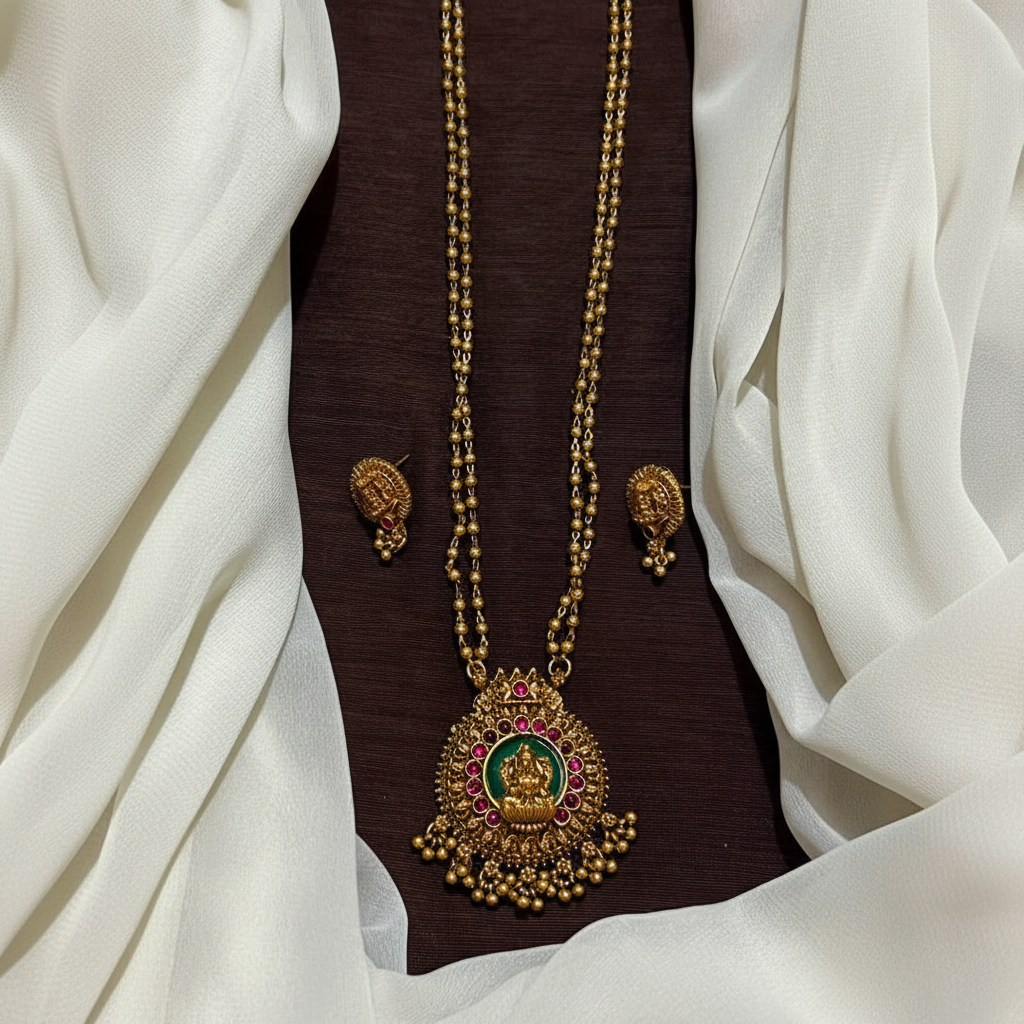 Round Small Ball Chain WIth Lakshmi Pendant in Green Stone - NH00495
