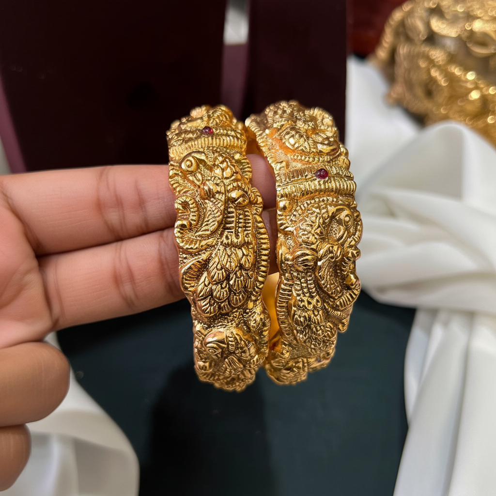 Antique Peacock Bangles in Kundan - BG00244