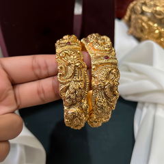 Antique Peacock Bangles in Kundan - BG00244